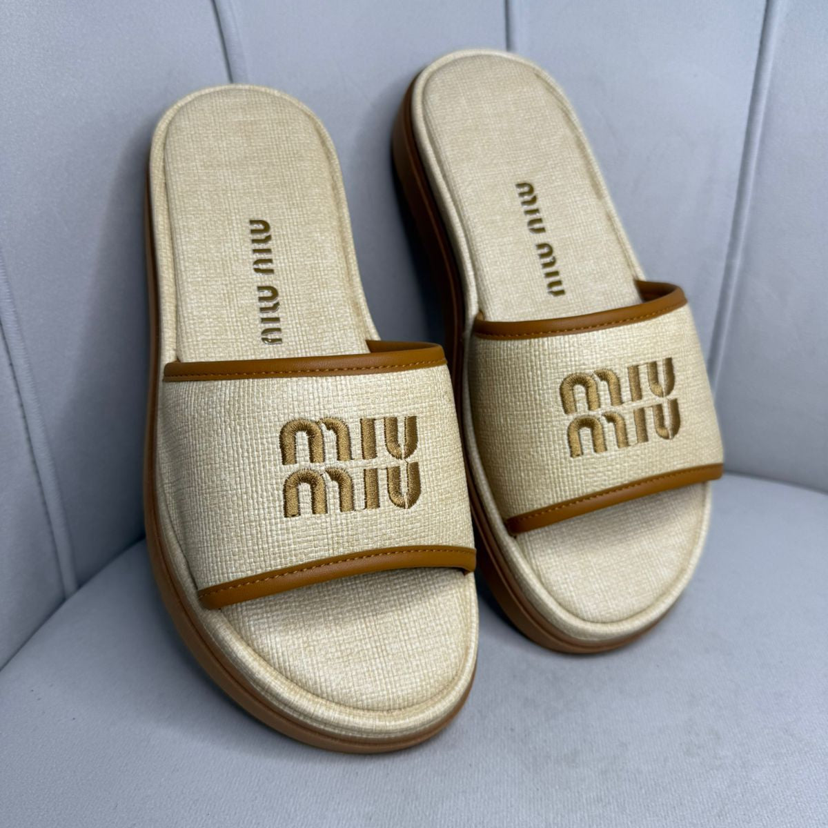 Sandália miumiu conforte